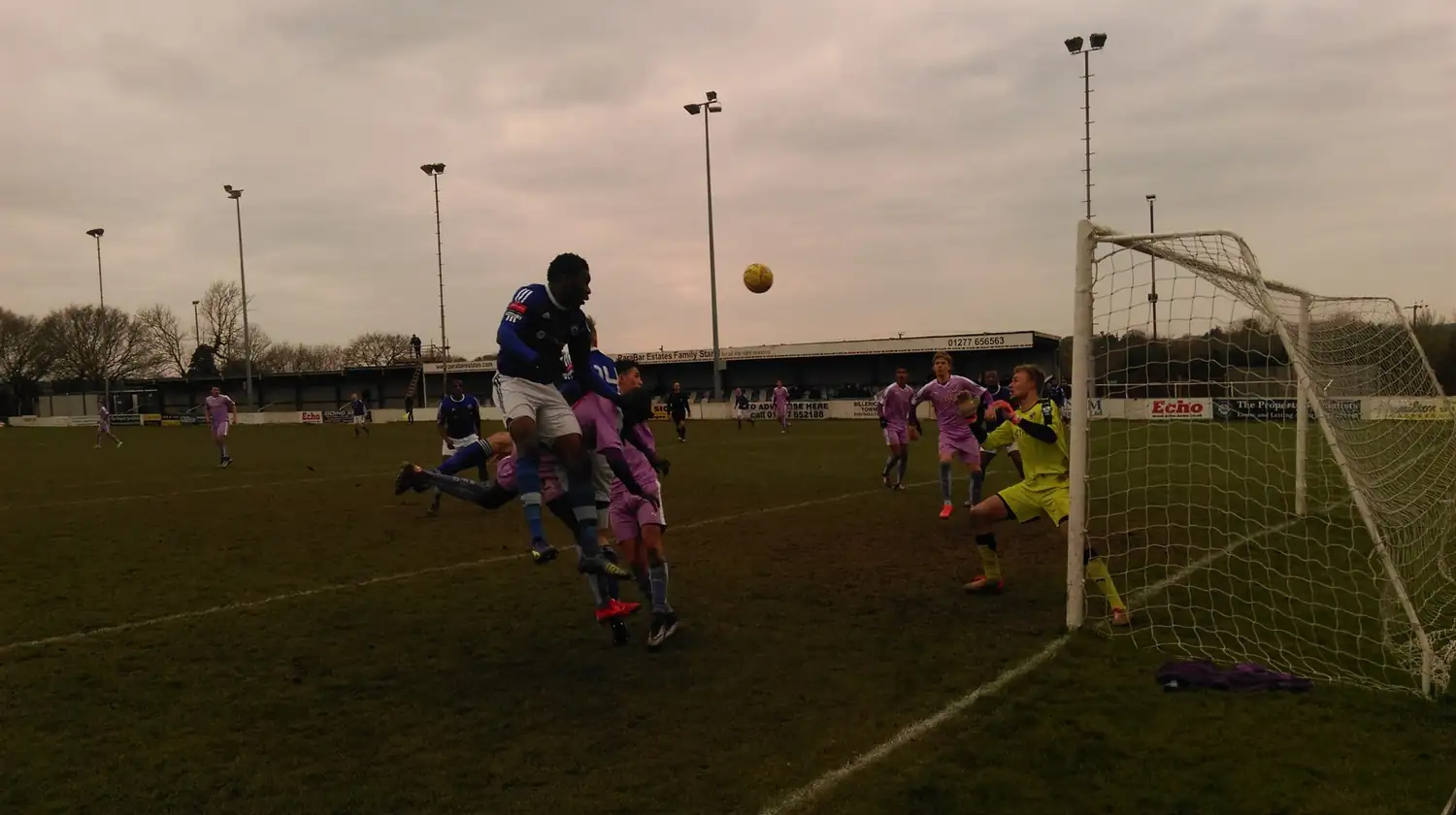 Billericay town 3 reading 1